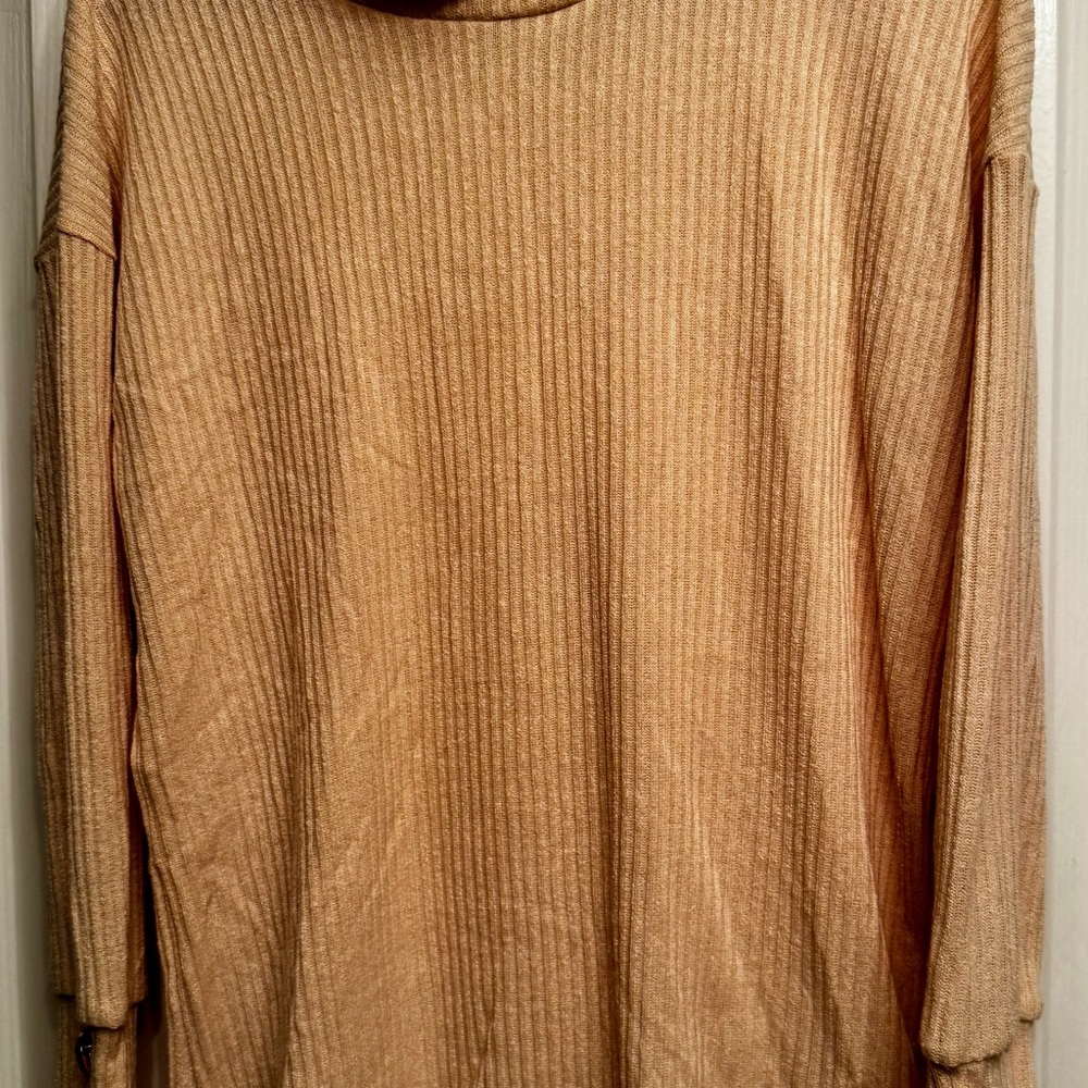Classic Ribbed Long-Sleeve Sweater - Yellow